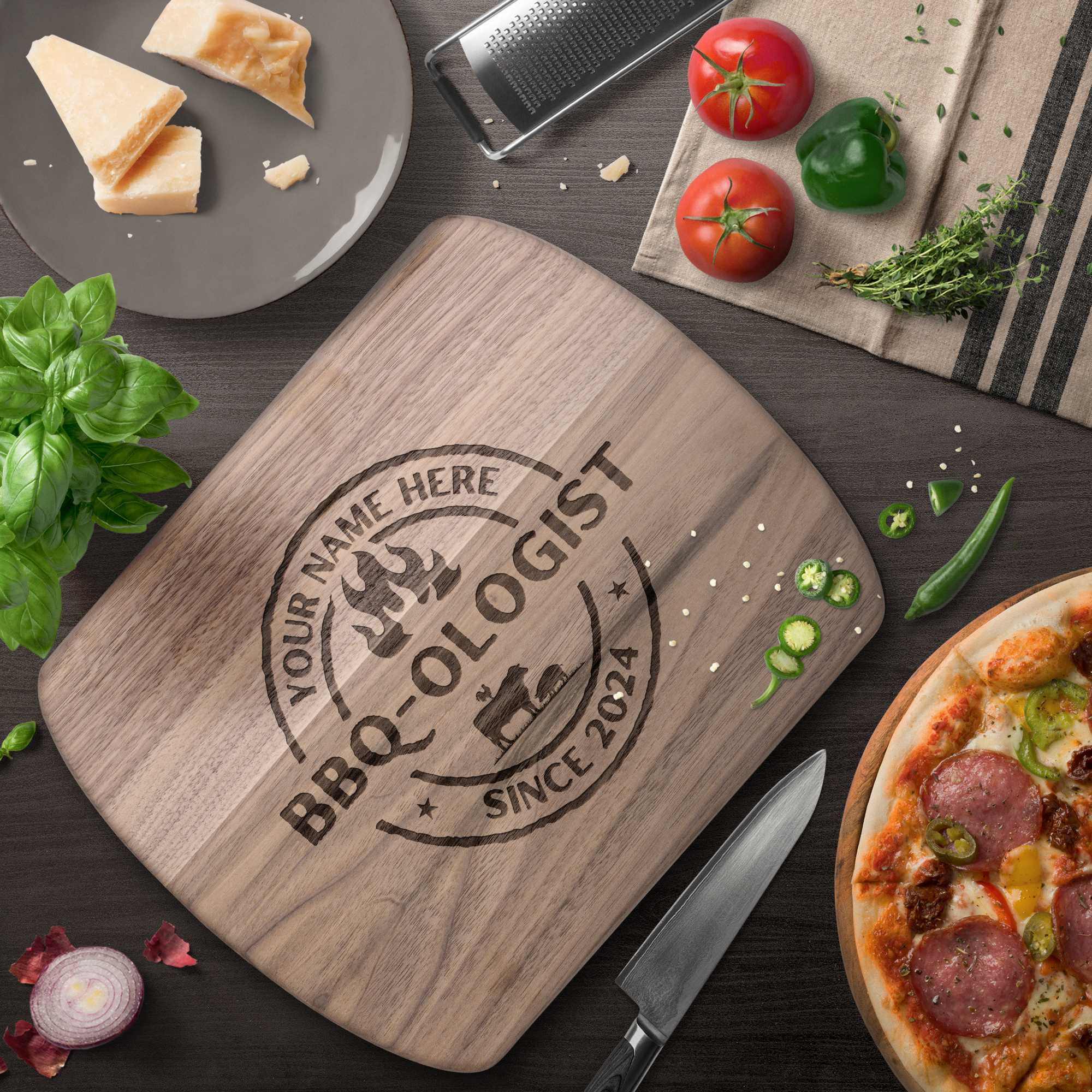 bbqologist_Dark_Rounded_H_Lifestyle_Mockup.png